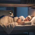 découvrez comment améliorer votre sommeil en auberge de jeunesse grâce à des conseils pratiques pour créer un environnement plus calme et confortable.